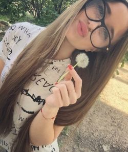 Молодая и игривая кошечка к вашим услугам дорогие мужчины из Москвы! Молодая и игривая кошечка к вашим услугам дорогие мужчины из Москвы!