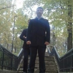 Парень ищет девушку для откровенного общения и обмена фото Парень ищет девушку для откровенного общения и обмена фото